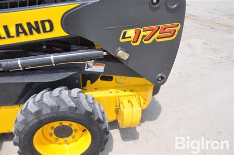 2009 new holland l175 skid steer|l175 new holland for sale.